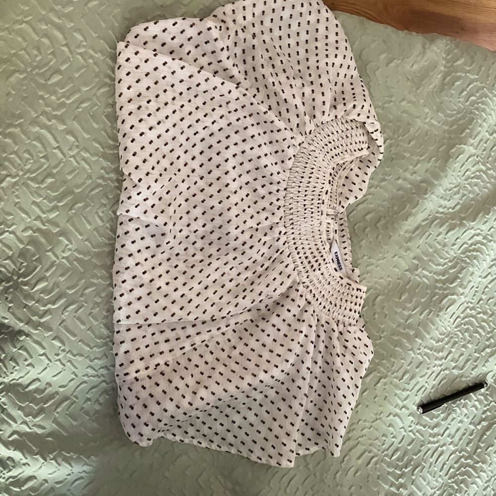 Xl cream brown and gold blouse